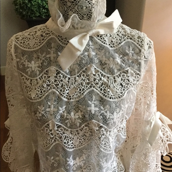 Lace and Sheer Ruffly Top - Picture 4 of 5